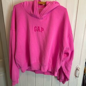 GAP Women's large Pink back logo graphic cropped Hoodie Sweater